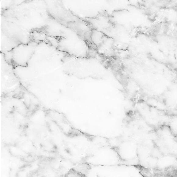 Meet your Posher, Hannah - Picture 1 of 1